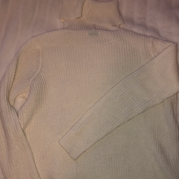 2 turtleneck long sleeves bundle 🤍🧡 - Picture 5 of 9